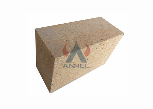 Mattone di allumina a prova di fuoco in serie curvo Kg/m3 di densità 2300~2350 di Oven Sk 40 refrattari alto