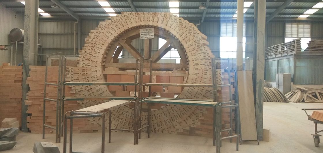L'alto mattone di Preassebly dell'allumina di forma speciale resiste al ℃ 1350 che ha usato per il rivestimento della sicurezza della siviera d'acciaio